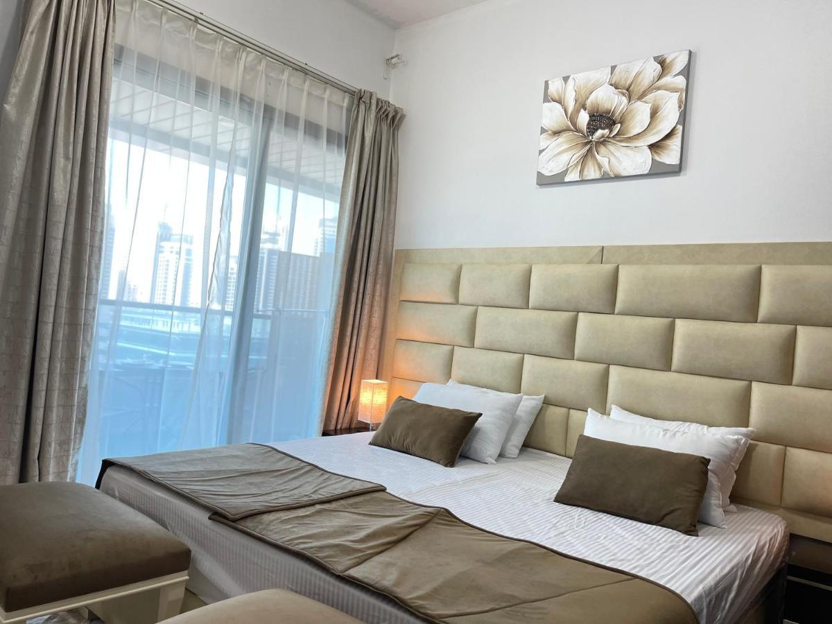Private Gorgeous Room With Marina View With Shared Kitchen In Shared Apartment Dubai Dış mekan fotoğraf